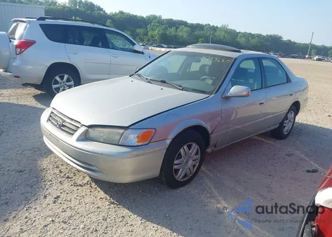 2001 Toyota Camry Le из США, поврежденный, VIN 4T1BG22KX1U040302